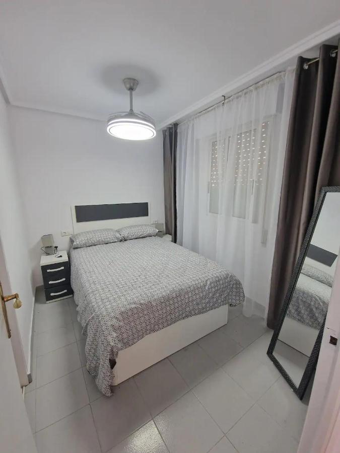 Almudena Apartments Torrevieja Zewnętrze zdjęcie